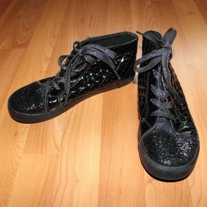 The Childrens Place Girls High Top Glitter Sneaker